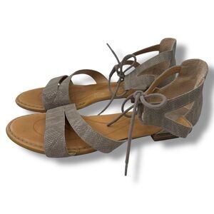 Born Leather Lace-Up Sandals 10 Gray Snakeskin Strappy Flat Boho